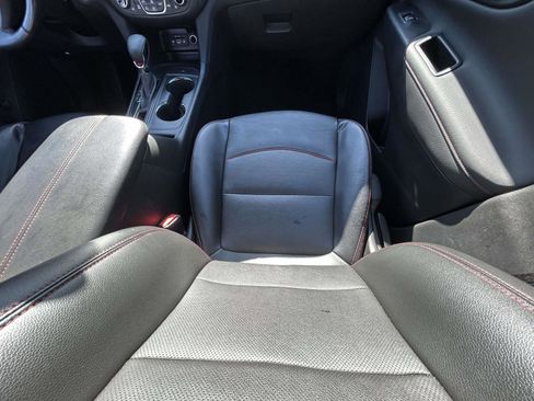 Used 2022 Chevrolet Equinox RS w/ RS Leather Package image 15