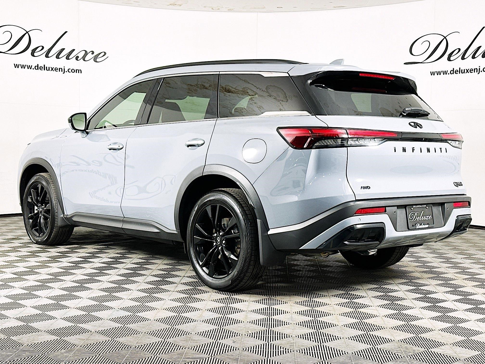 Used 2025 INFINITI QX60 Luxe w/ Black Edition AWD/4WD image 4