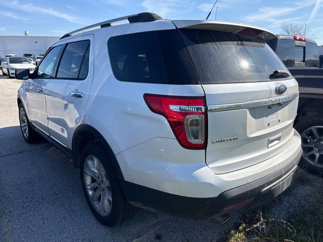 Used 2014 Ford Explorer Limited w/ Equipment Group 302A AWD/4WD image 3