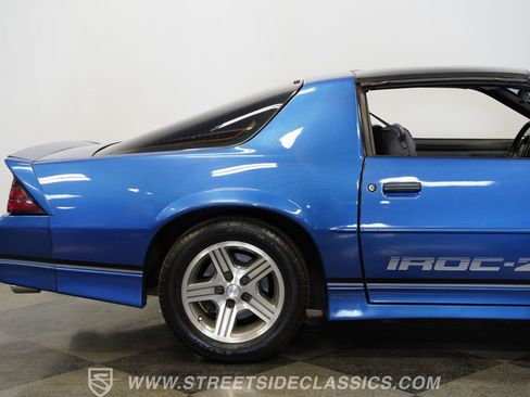 Used 1989 Chevrolet Camaro IROC-Z RWD image 35