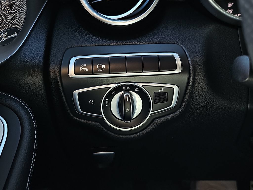 Used 2019 Mercedes-Benz GLC 300 4MATIC Coupe image 29