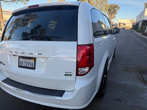 Used 2019 Dodge Grand Caravan GT image 8