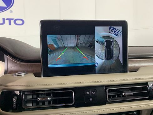 Used 2020 Lincoln Aviator Reserve image 26