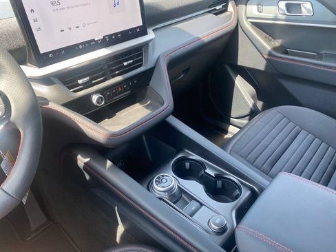 New 2026 Ford Explorer ST-Line AWD/4WD image 25
