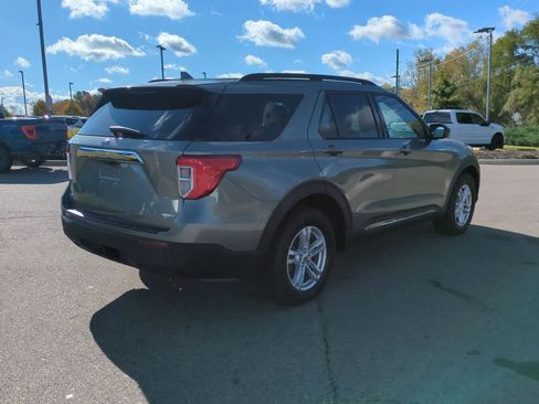 Used 2020 Ford Explorer XLT w/ Class III Trailer Tow Package image 8