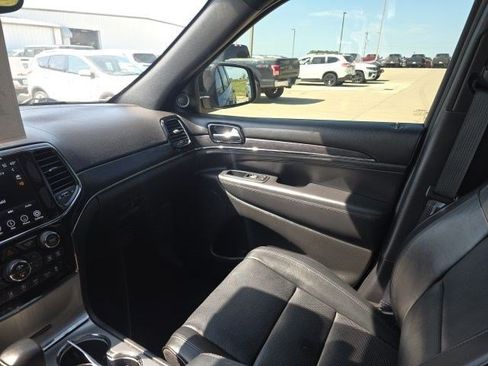 Used 2021 Jeep Grand Cherokee High Altitude AWD/4WD image 23