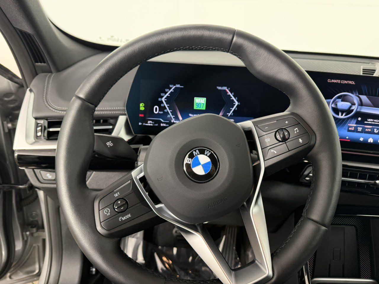 Used 2025 BMW X1 xDrive28i w/ Convenience Package AWD/4WD image 23