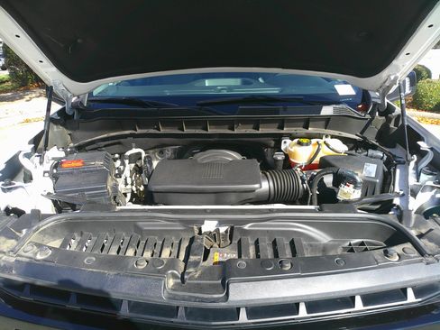 Used 2021 Chevrolet Silverado 1500 LT Trail Boss w/ Convenience Package II image 38