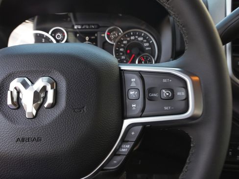 Used 2026 RAM 2500 Big Horn AWD/4WD image 18