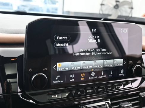 Used 2024 Nissan Pathfinder Platinum AWD/4WD image 23