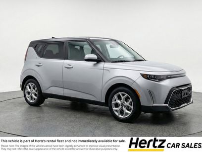 Used 2025 Kia Soul LX w/ LX Technology Package