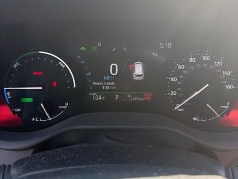Used 2026 Toyota Sienna XLE FWD image 5