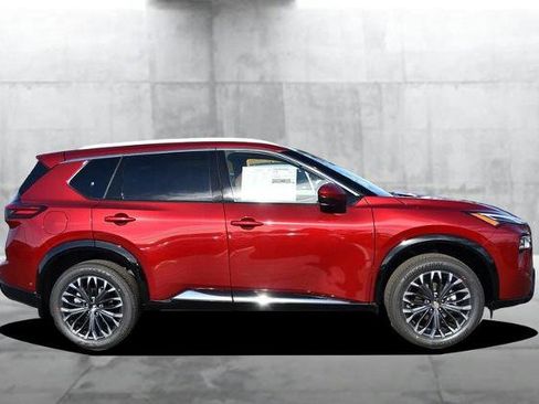 New 2026 Nissan Rogue Platinum image 5