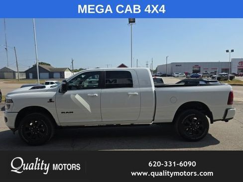 New 2026 RAM 2500 Laramie AWD/4WD image 5