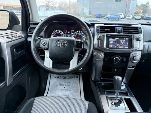 Used 2018 Toyota 4Runner SR5 image 15