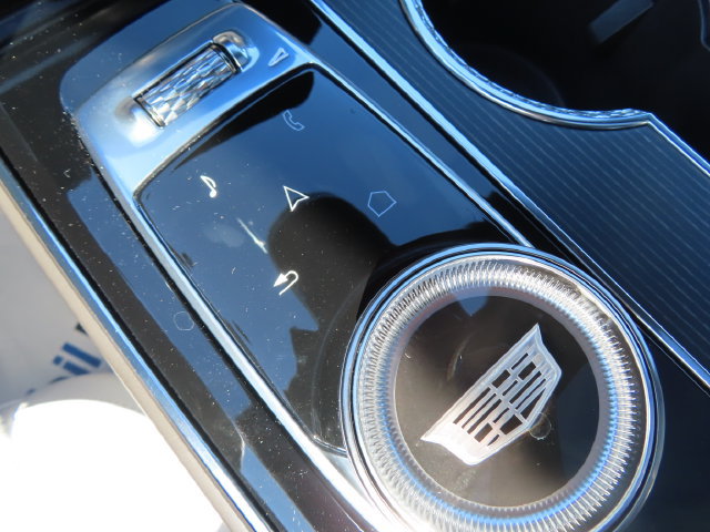 Certified 2026 Cadillac Lyriq Premium Luxury w/ LPO, Floor Liner Package AWD/4WD image 33