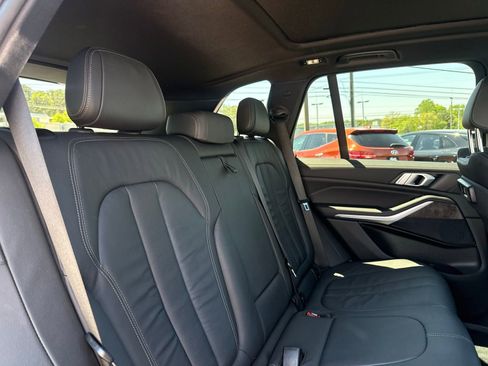 Used 2019 BMW X5 xDrive40i AWD/4WD image 34