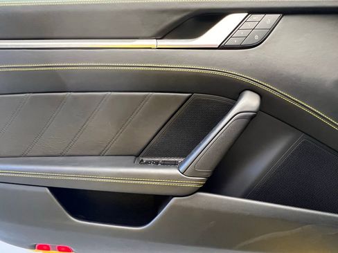 Used 2022 Porsche 911 Turbo w/ 911 Turbo Sportdesign Package image 19