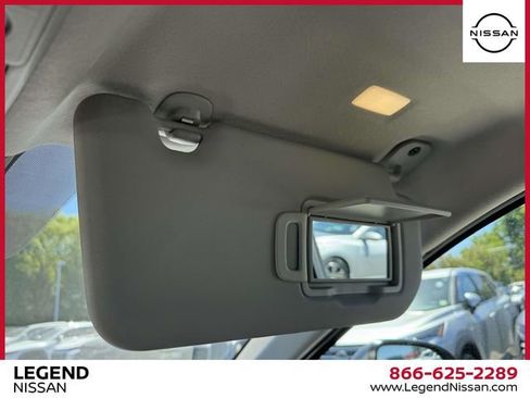 Used 2025 Nissan Kicks SV w/ SV Premium Package AWD/4WD image 33