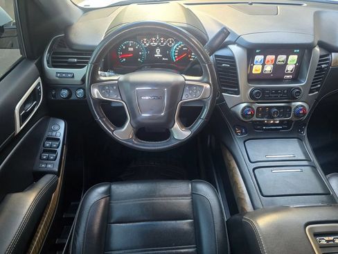 Used 2019 GMC Yukon Denali w/ Denali Ultimate Package AWD/4WD image 13
