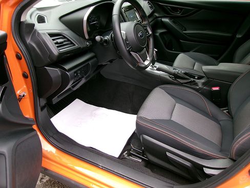 Used 2018 Subaru Crosstrek 2.0i Premium image 15