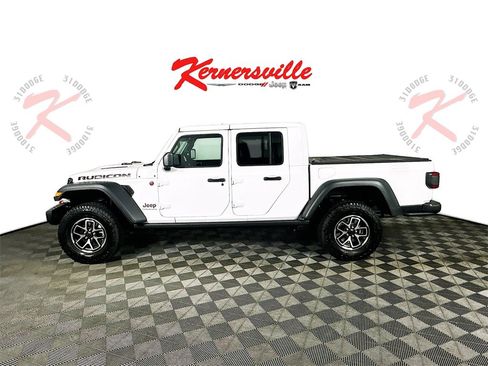 New 2025 Jeep Gladiator Rubicon w/ Convenience Group image 4
