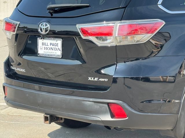 Used 2015 Toyota Highlander XLE AWD/4WD image 8