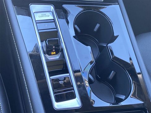 New 2026 Volkswagen Atlas SE image 26