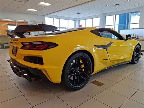 Used 2026 Chevrolet Corvette Z06 image 18