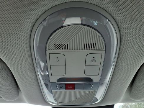 Certified 2024 Hyundai Ioniq 5 SE image 21