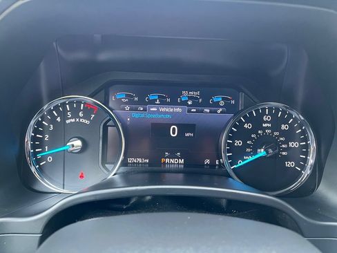 Used 2020 Ford Expedition XLT w/ Equipment Group 202A AWD/4WD image 37