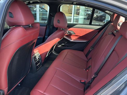 Used 2025 BMW 330i Sedan image 9