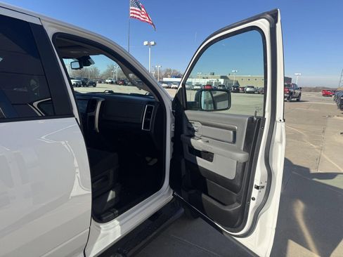 Used 2020 RAM 1500 Classic Warlock w/ Electronics Group image 26
