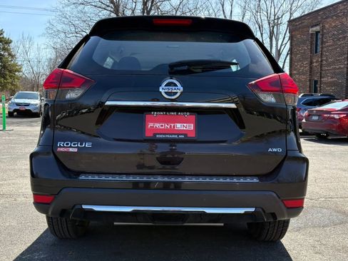 Used 2017 Nissan Rogue S image 8