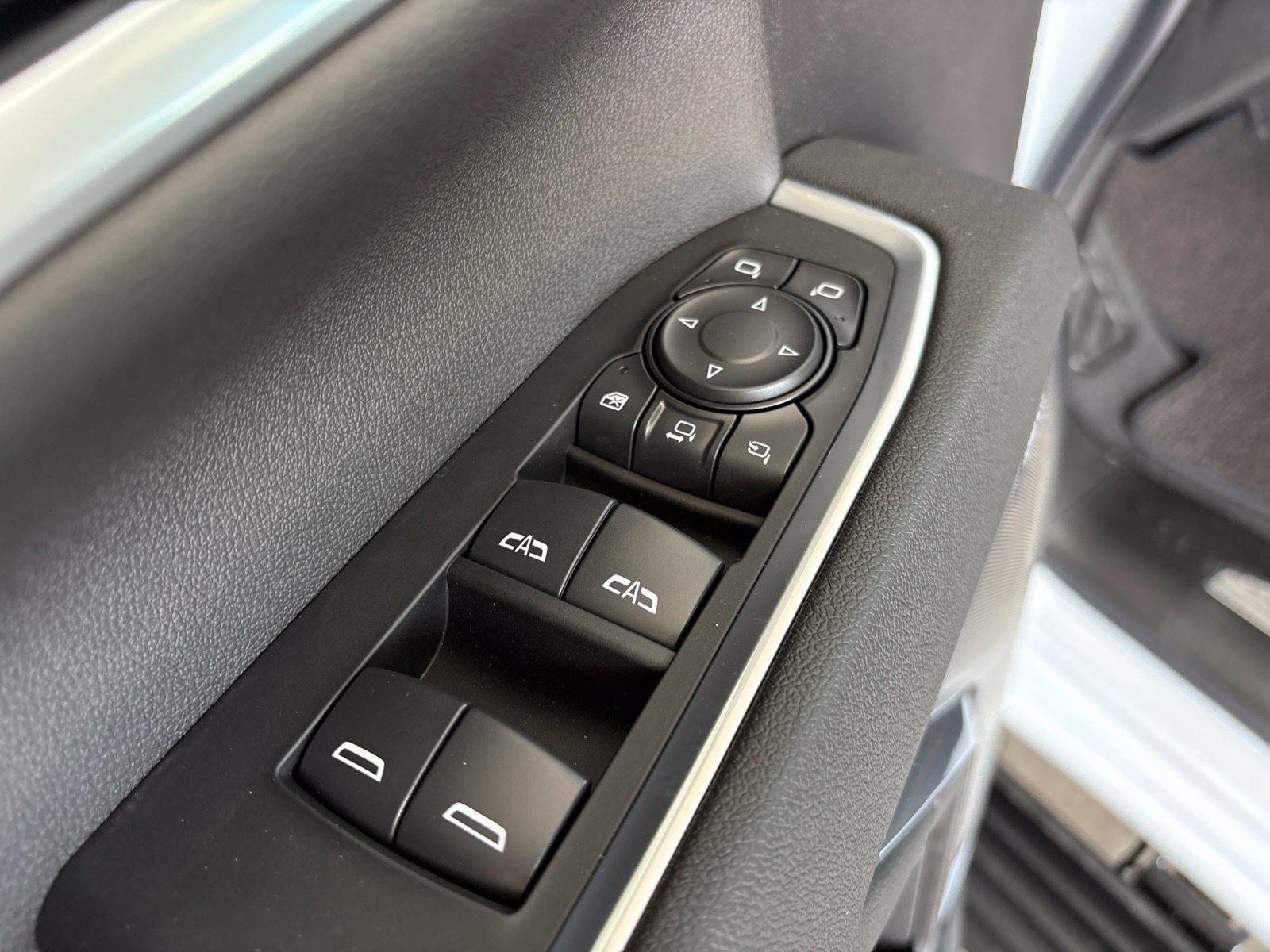 New 2026 Chevrolet Silverado 2500 High Country w/ High Country Premium Package AWD/4WD image 13