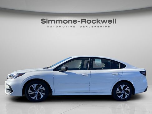 Used 2024 Subaru Legacy image 3