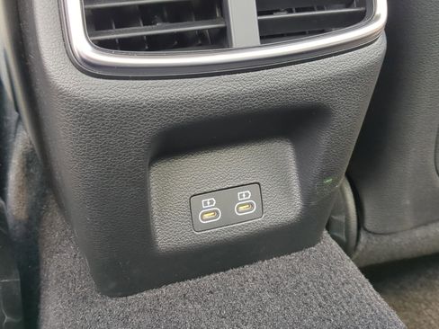 Used 2024 Genesis G70 3.3T Advanced w/ Sport Prestige Package RWD image 27