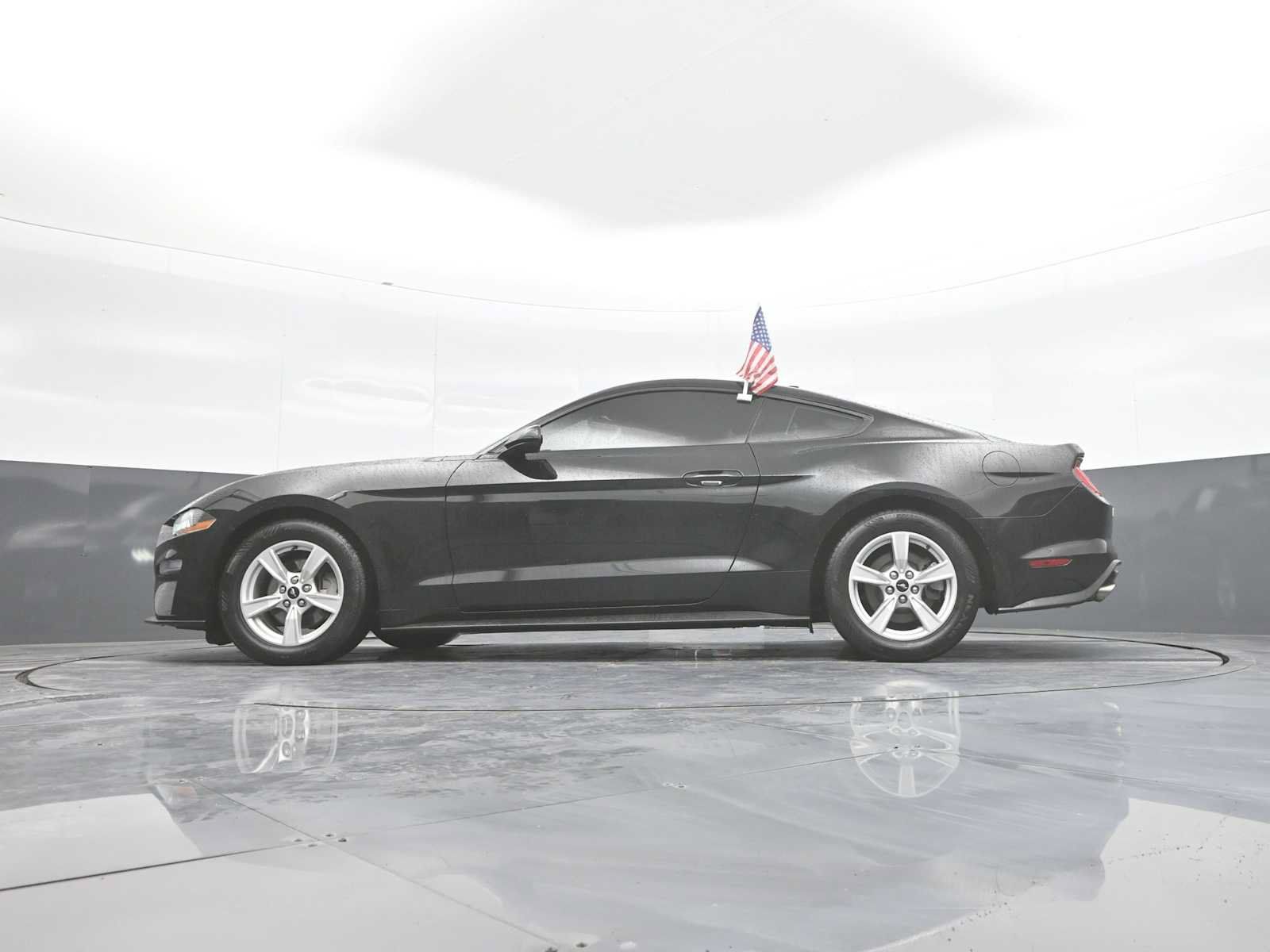 Used 2020 Ford Mustang Coupe RWD image 34