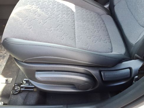 New 2026 Kia Seltos S AWD/4WD image 12