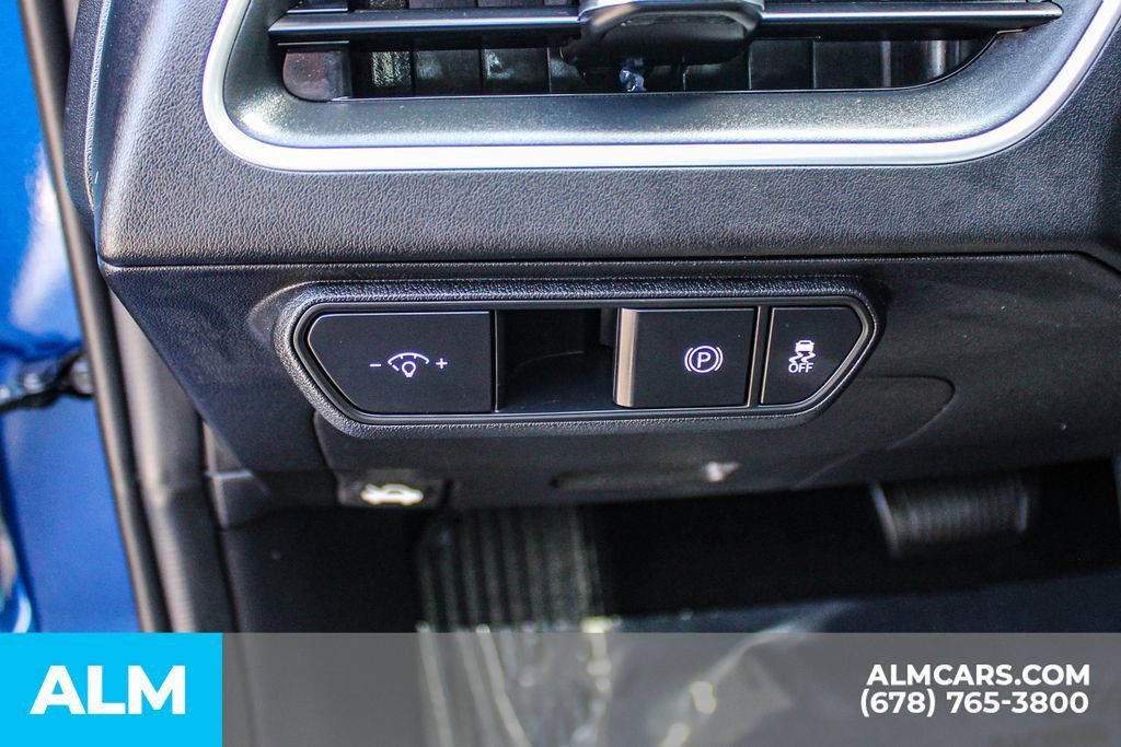 Used 2025 Kia K4 FWD image 30