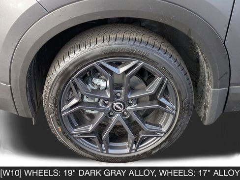 New 2026 Nissan Kicks SR image 14