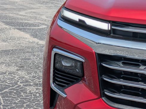 New 2026 Chevrolet Traverse LT w/ Driver Confidence Package FWD image 10