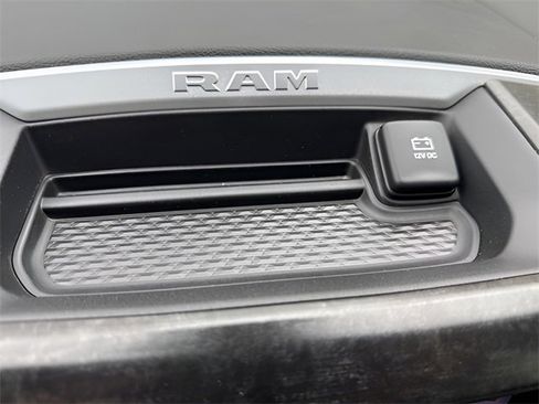 Used 2022 RAM 1500 Big Horn image 26