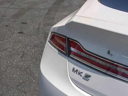 Used 2019 Lincoln MKZ Reserve w/ Reserve Plus Package FWD image 8