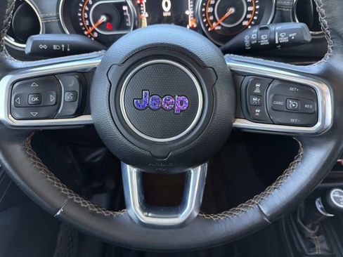Used 2021 Jeep Wrangler Unlimited Sahara image 22
