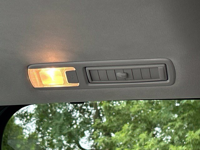 Used 2024 Toyota Sienna XLE w/ XLE Plus Package AWD/4WD image 43