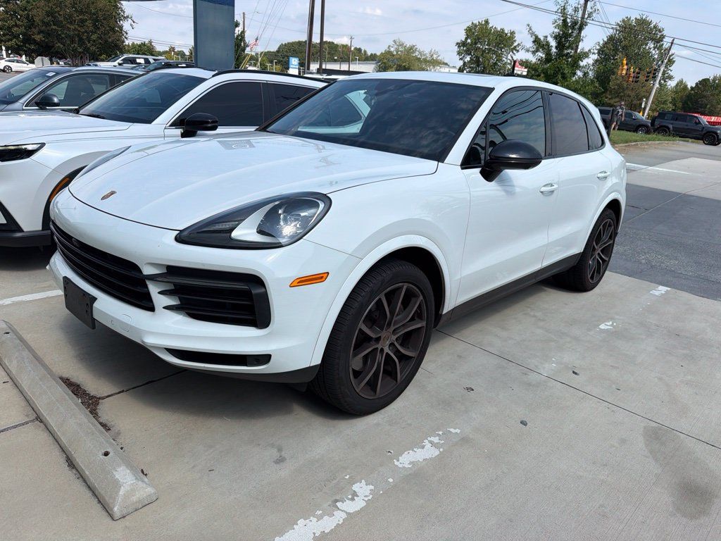 Used 2021 Porsche Cayenne AWD/4WD image 3