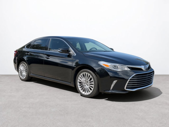 Used 2018 Toyota Avalon Limited FWD image 7