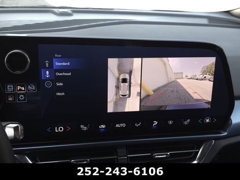 Used 2025 Chevrolet Equinox EV LT w/ Convenience Package FWD image 15