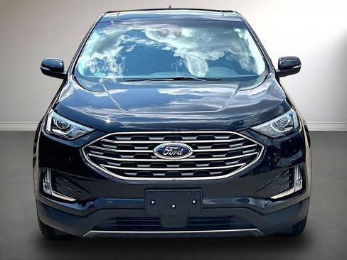 Used 2019 Ford Edge Titanium w/ Cold Weather Package AWD/4WD image 2